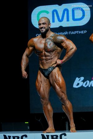 CLASSIC PHYSIQUE +178